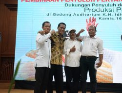 Mentan Ajak Penyuluh di Kalsel Bekerja Keras Wujudkan Kembali Swasembada