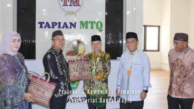 MTQN Ke-35 Segera Berakhir, Pj Bupati Tapin Beri Bingkisan Pada Kafilah