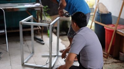 Bangun Karakter Positif, Rutan Rantau Tanamkan Semangat Produktif Lewat Pelatihan Meja Baja Ringan