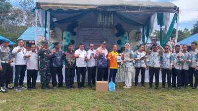 PT BRE Salurkan Bantuan Buku Literasi untuk SMAN 1 Piani